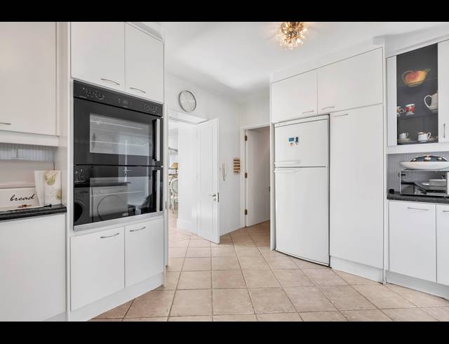 4 BEDROOM HOUSE FOR SALE IN HYDE PARK